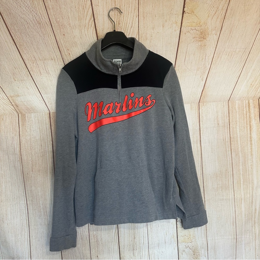 Victoria’s Secret Pink Grey Marlin’s Cozy Kangaroo Pockets Medium